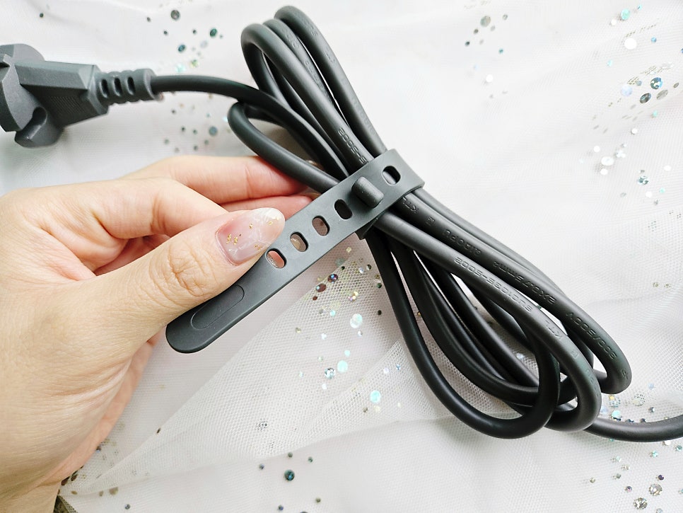 EB939CEB9DBCEC9DB4EAB8B0ECB694ECB29C_(7) سشوار حرفه ای 1800 وات هیسکا مدل H5256 - Image 4